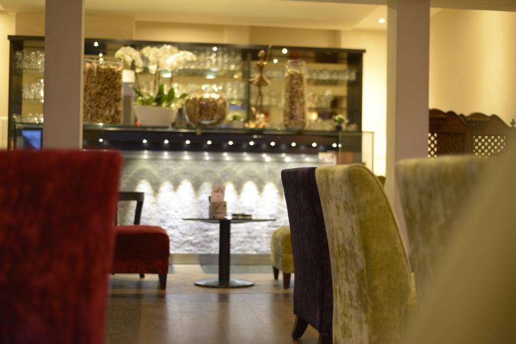 Hotel Logis Restaurant Au Boeuf Rouge Niederschaeffolsheim